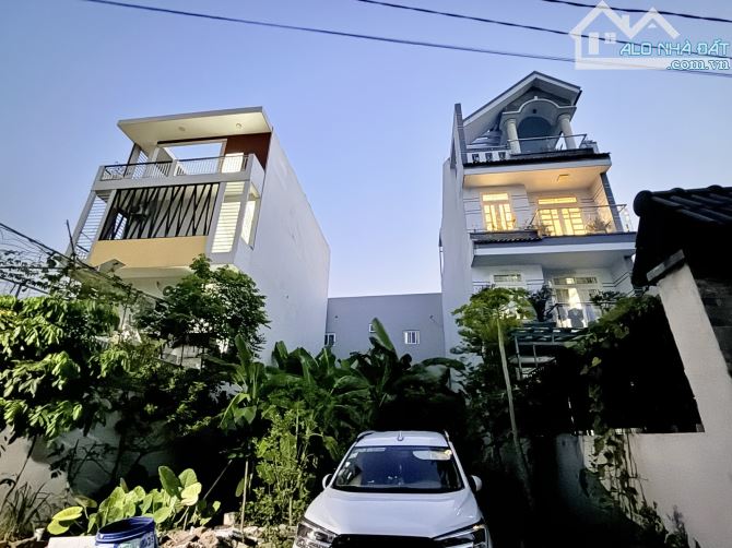 Bán nhà trọ, hẻm xe tải trung tâm Tăng Nhơn Phú A,Q9. DT 110m2(5*22), thu nhập 15tr/tháng