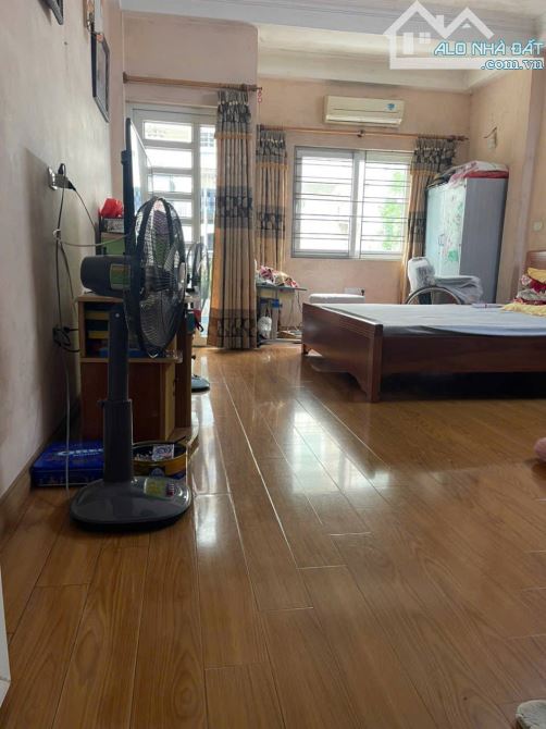 NGÔ THÌ NHẬM -KINH DOANH- PHÂN LÔ Ô TÔ TRÁNH-VỈA HÈ RỘNG-NHÀ ĐẸP– 40m – 6 TẦNG – 15,9 TỶ