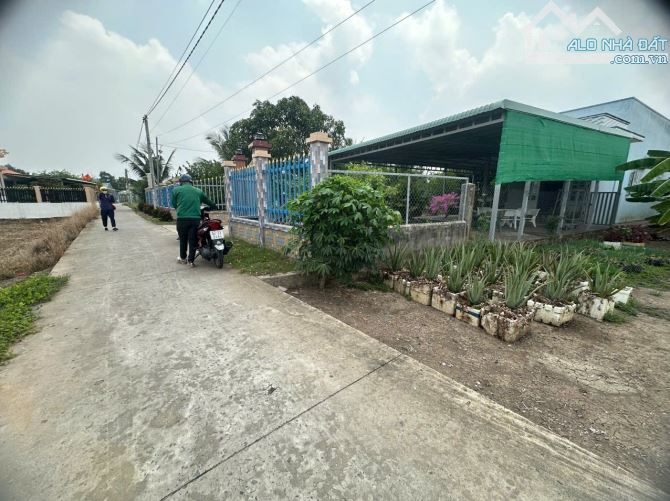 Đất Thổ Vườn Phước Vân Cần Đước 895m2 SHR