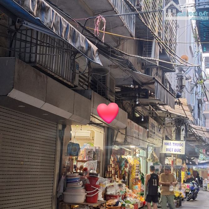 7,8 tỷ nhà mặt chợ kinh doanh ngõ thông ô tô ngã tư Khuất Duy Tiến  Q thanh xuân - 1