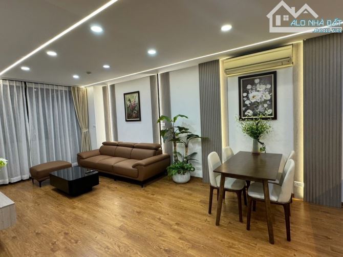 CHCC Toà 17T1 Hapulico, 103m2 , 3 Ngủ, 2wc, full nội thất,  cực kỳ đẹp,  2 ban công cực rộ