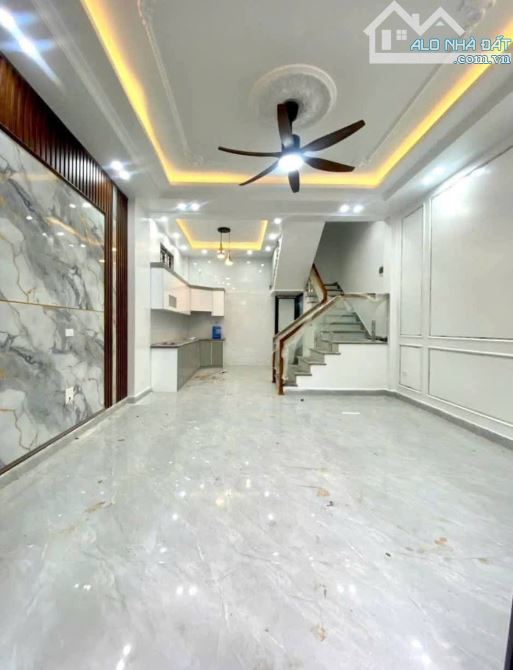 Bán nhà Ngô Gia Tự, Đằng Lâm, Hải An, Hải Phòng. 4 tầng 45m2, 3,95 tỷ. Ngang 4,6m, d2dn