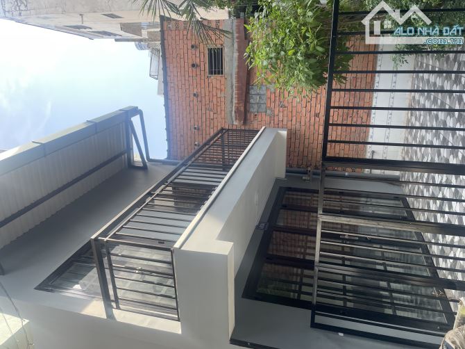Bán nhà Q11, Gần Đầm Sen, 46m2, 1 tầng, hẻm rộng, nhỉnh 5 tỷ