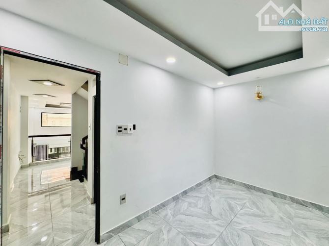 NHÀ LÊ ĐỨC THỌ P15 GÒ VẤP HẺM XE HƠI THÔNG 4 PHÒNG NGỦ GIÁ 5,5 TỶ SÁT CHỢ ĐẦU MỐI - 10