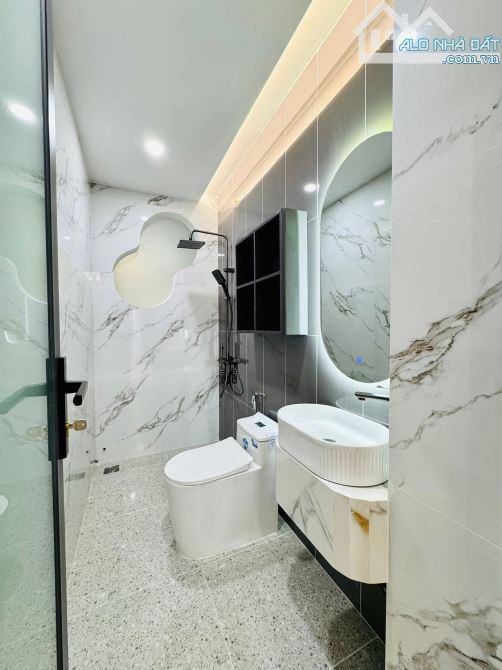 LÊN SÓNG SIÊU PHẨM ĐƯỜNG NGUYỄN BỈNH KHIÊM, P.ĐAKAO, QUẬN 1 - GIÁ TỐT:5TỶ620/76,8M2. HXH - 11