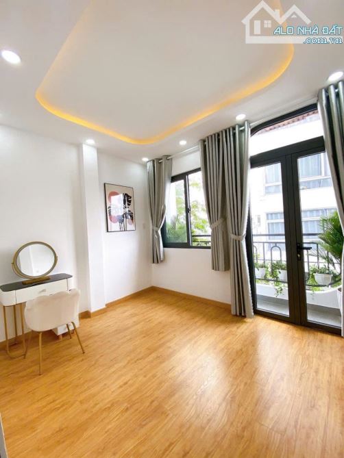 BÁN NHÀ 5 TẦNG, 5P.NGỦ - HẺM XH - DƯƠNG THỊ GIANG - TTN, Q12 - GIÁ 6,6TỶ - 11