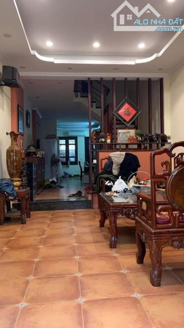 Nhà đệp ở luôn Duy Tân Cầu Giấy. Sổ A4 100m, 4 tầng MT4m Giá 36 tỷ Vỉa hè ngõ ô tô đỗ - 1