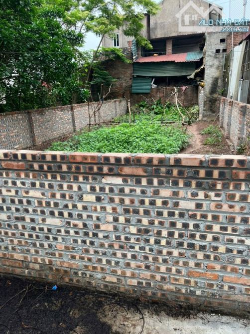 💥 BÁN ĐẤT KIM SƠN GIALÂM - Ô TÔ VÀO NHÀ GẦN TRƯỜNG CHỢ ,DT:100m2  36TR/M - 1