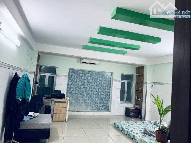 Nhà 5 tầng hẻm 8m đường HÀ HUY GIÁP phường THẠNH LỘC Q12. dt 100m²(5m x20m)💰8,8 tỷ - 1