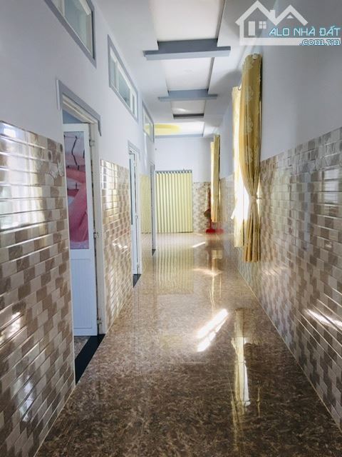 Bán nhà thổ cư gần sân bay cũ đấu giá trung tâm thương mại tại Phú Quốc - 1