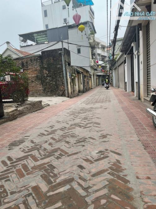 Bán đất Đông Ngạc, Bắc Từ Liêm, 32m2, mặt tiền 3.8m, giá 5.7 tỷ. Ô tô đỗ - 1
