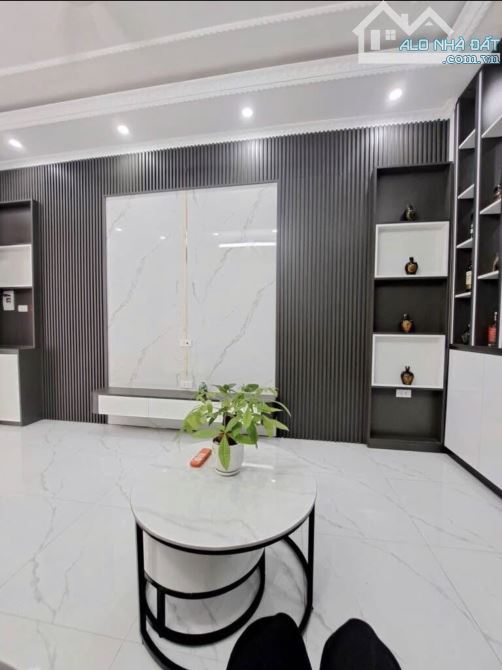 BÁN  GẤP NHÀ ĐẸP  15 phòng full nội Thất YÊN XÁ-- CHIỀU KHÚC - THANH XUÂN . Gần phố . ngõ - 1