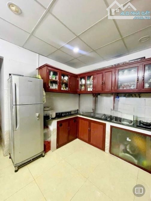 SIÊU PHẨM - CHỈ 7.2 TỶ - NHÀ 77M² SÁT MẶT TIỀN CỘNG HÒA, NGAY ETOWN - P13, TÂN BÌNH - 1