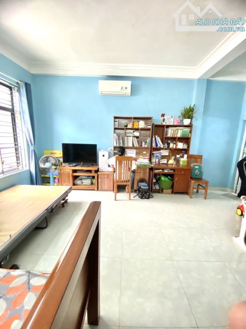 Nhà đẹp dân xây lô góc 37m², mặt tiền 5m Tại Võ Chí Công, Xuân La Tây Hồ - 1