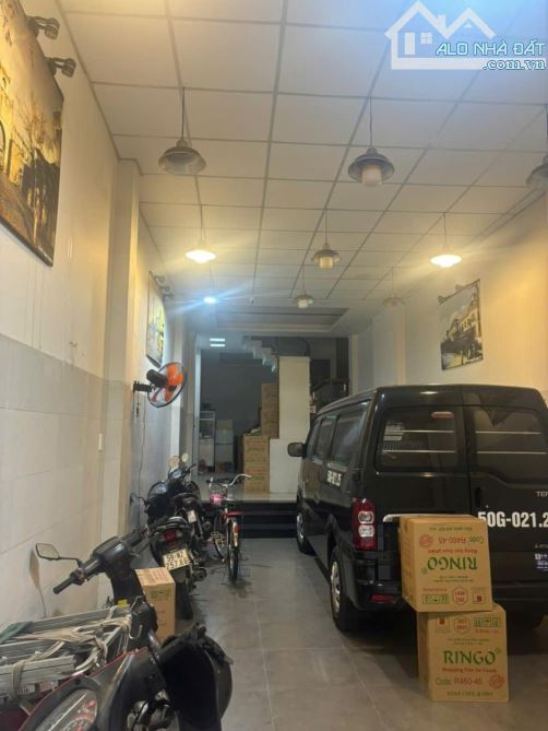 Bán Nhà  Mặt Tiền .Nguyễn Văn Quá . Q12 . 6 Lầu. 4 x 20 . Nhỉnh hơn 11 Tỷ - 1