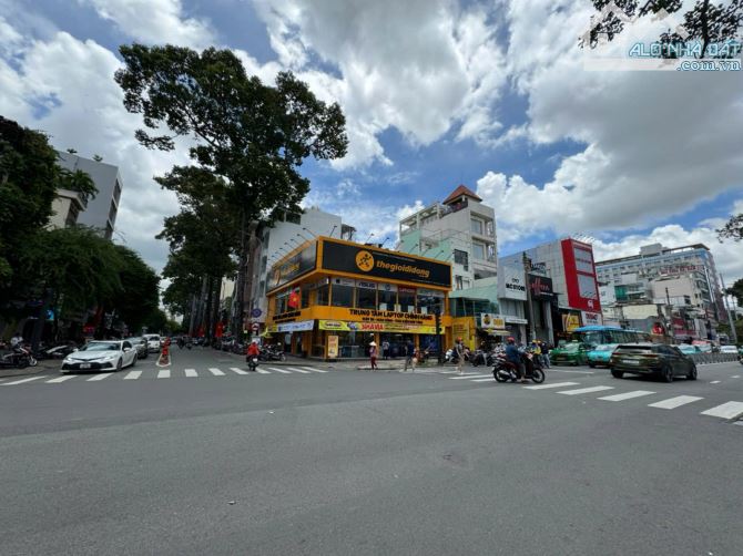 Góc 2MT Nguyễn Thị Minh Khai + Tôn Thất Tùng Q1 - 12x18m - 2Tầng - HĐT 400tr/th - 100Tỷ - 1