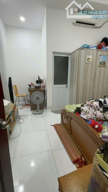 VỊ TRÍ VIP,NHÀ ĐẸP SÁT MT -2TẦNG ĐỖ NHUẬN- TÂN PHÚ - 1
