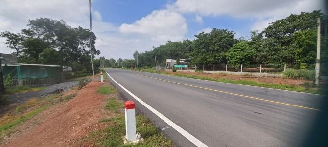 Mặt tiền đường 768 xã Trị An. sổ riêng thổ cư. - 1