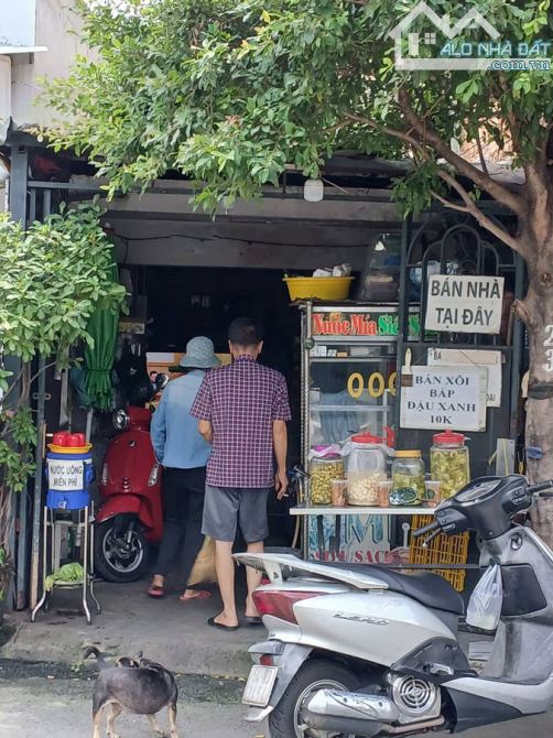 Mặt tiền cấp 4 -  Bùi Quang Là P12 Gò Vấp giá rất tốt để đầu tư - 1