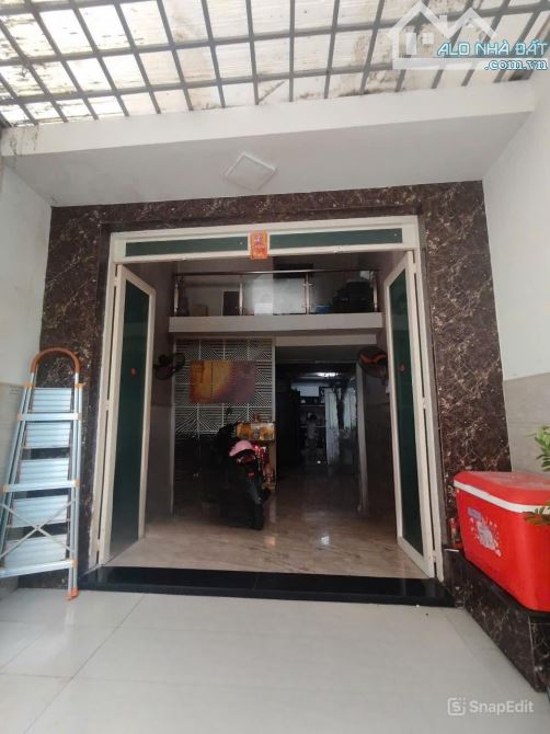 Bán nhà (4.5x12.5) 5 tầng Âu Dương Lân Q8, lô góc - Nhiều phòng - Hẻm thông rộng - 1