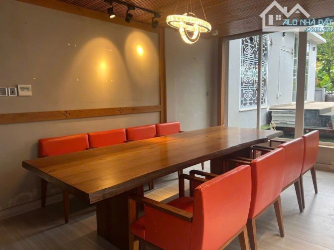 Bán căn biệt thự sân vườn 2 mặt tiền Euro Villa - 1