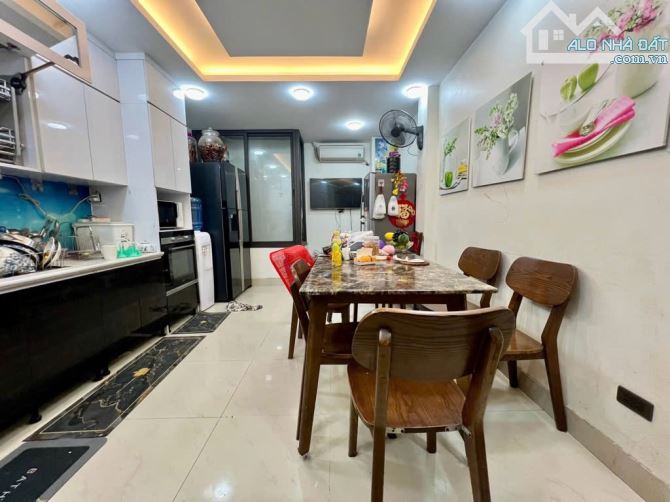 BÁN NHÀ PHỐ LÁNG HẠ - 65M² x 5 TẦNG - PHÂN LÔ Ô TÔ TRÁNH - KINH DOANH - GIÁ CHỈ 16.5 TỶ - 1