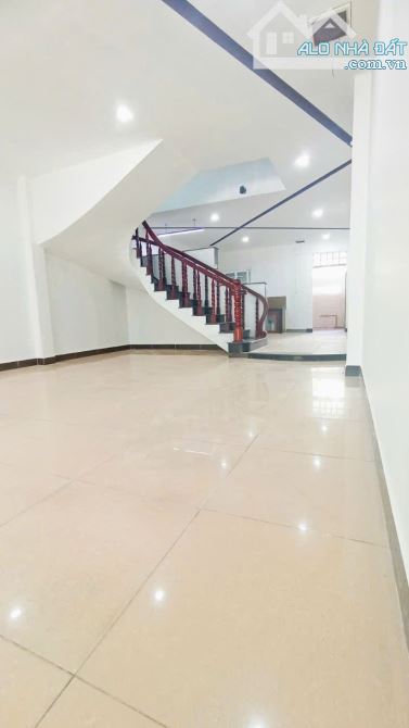 Mặt tiền kd đa nghành Q12 - 150m2 - 2 tầng 2pn lớn - gấp bán nhỉnh 13 tỷ. - 1