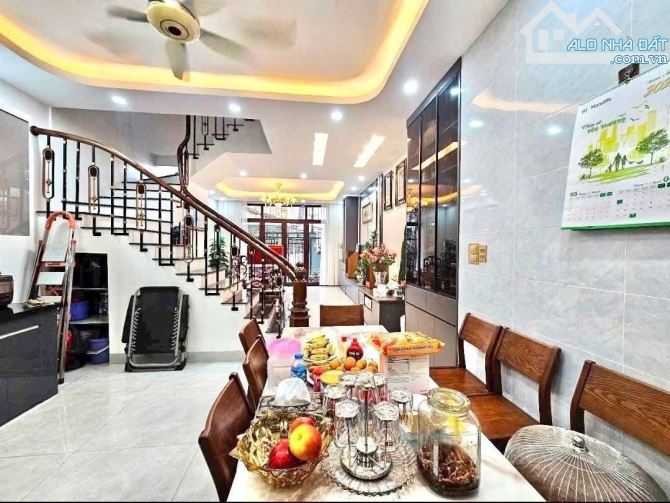 TRƯỜNG CHINH, Thanh Xuân - 45m2 x 5 tầng, 16.5 Tỷ - Ô TÔ ĐÁNH VÕNG, LÔ GÓC, VIEW NGÃ TƯ SỞ - 1
