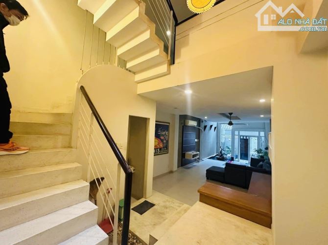 BÁN NHÀ TRƯỜNG CHINH - TÂN BÌNH - HẺM 6M Ô TÔ THÔNG - DT:60M2 - 3 TẦNG - NHỈNH 7,5 TỶ - 1