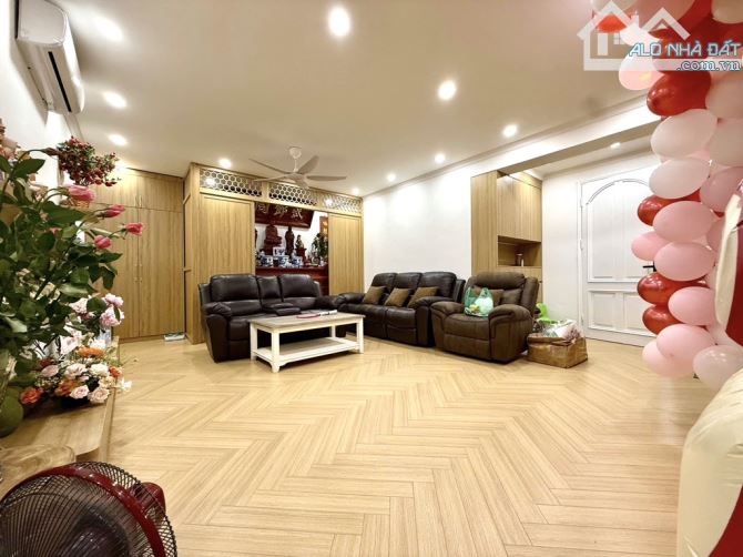 Căn hộ 34T Trung Hòa - 131m² - 3PN khép kín - View thoáng - Full nội thất - 1