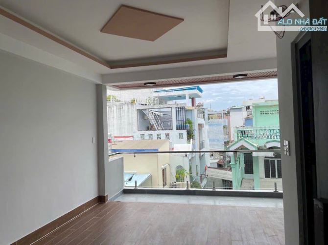 CĂN HỘ DỊCH VỤ CAO CẤP, DÒNG TIỀN ỔN HÀNG THÁNG 37TR/THÁNG, HẺM XE HƠI, HẺM THÔNG THOÁNG, - 1