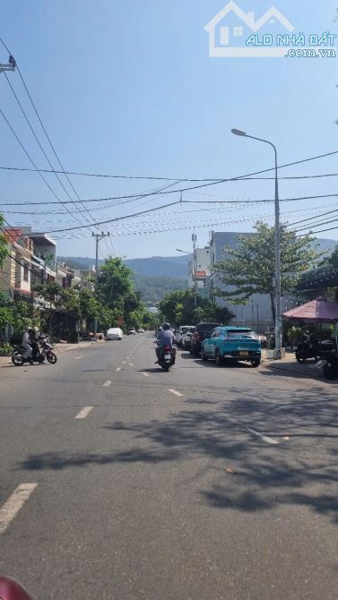 🎉🎉—- KIỆT ĐƯỜNG NHỰA CÁCH MT TRẦN QUANG KHẢI CHỈ 50m. - 1