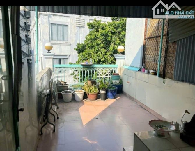 🔥 MẶT TIỀN KINH DOANH CỰC ĐỈNH – GÓC 2 MẶT TIỀN – 4 TẦNG – 18.1 TỶ – NGUYỄN HIỀN, P4, Q3 - 1