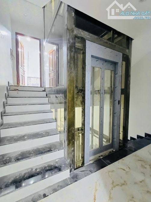 BÁN TÒA NHÀ MẶT PHỐ KIM ĐỒNG - 2 MẶT TIỀN - 120M x 6T THANG MÁY - KINH DOANH. GIÁ 47.85 TỶ - 1