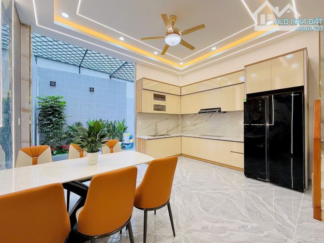 🔥 BÁN GẤP! BÁN NHÀ HUỲNH VĂN BÁNH 4*19.2m=76.8m² 4 TẦNG, GẦN MẶT TIỀN, TIỆN Q.1 - 1