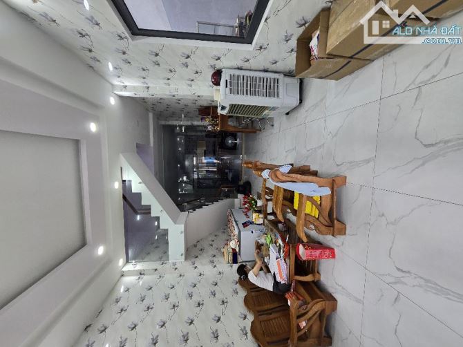 MTKD LÊ THIỆT-NGUYỄN SƠN - ĐƯỜNG 12M CÓ LỀ-5x22- 2 TẦNG-14 TỶ - 1