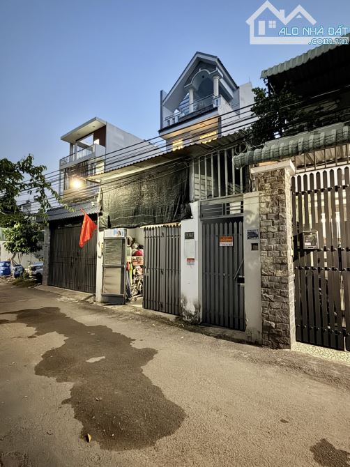 Bán nhà trọ, hẻm xe tải trung tâm Tăng Nhơn Phú A,Q9. DT 110m2(5*22), thu nhập 15tr/tháng - 1