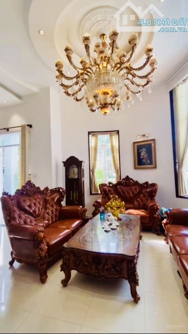BÁN BIỆT THỰ MỚI MẶT TIỀN ĐƯỜNG PHƯỜNG 2, SÁT BIỂN BÃI SAU TP.VŨNG TÀU GIÁ CỰC TỐT 25 TỶ - 1