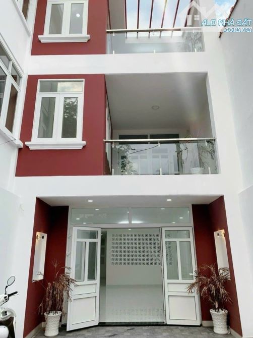 MTKD nối Lê Đức Thọ & Phạm Văn Chiêu, nhà 3 tầng thông số Vàng (5x25), Gò Vấp, 13tỷ xíu - 1
