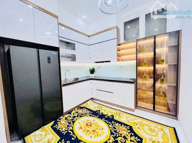 Nhà đẹp Cầu Giấy - 42m2 - Full nội thất trang trọng - hiếm trong phân khúc - Nhỉnh 8 tỷ - 1
