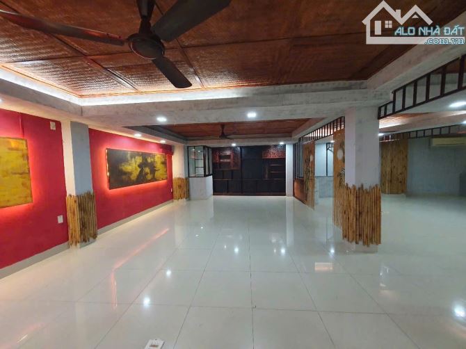 bán nhà phố khu bàn cơ 4 tầng 123m2 ngang 9m giá 15 tỷ mặt tiền đường Âu Cơ - 1