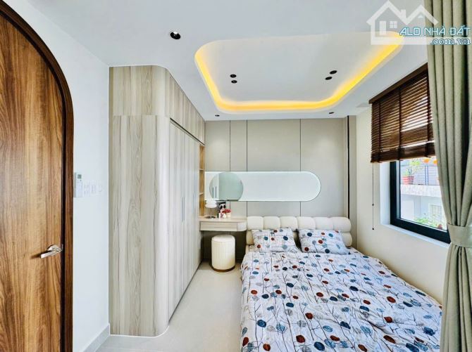 Nhà Đẹp - HXH Phạm Văn Chiêu, Gò Vấp - Trệt, Lửng, 2 Lầu, Sân Thượng - 4,5x11m - 6,990 tỷ - 14