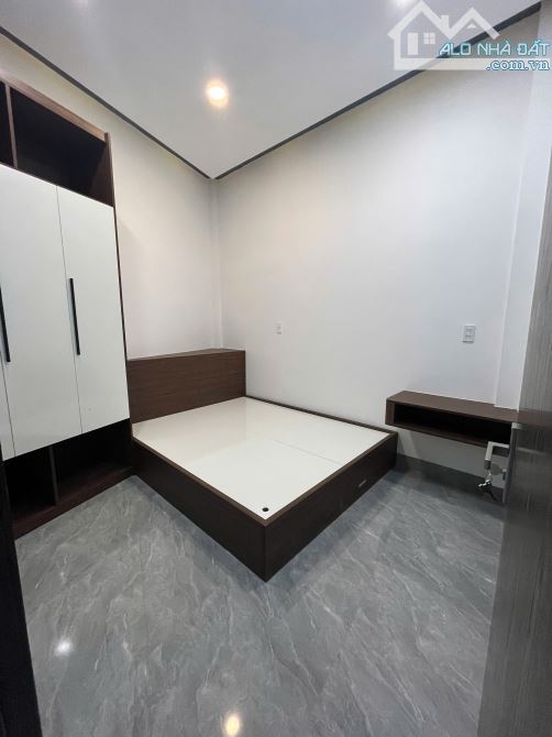 Nhà 3 tầng Kiệt Trần Phú Cách Mặt Tiền đường chính 20m - 14
