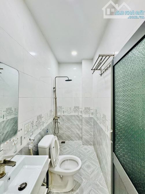NHÀ LÊ ĐỨC THỌ P15 GÒ VẤP HẺM XE HƠI THÔNG 4 PHÒNG NGỦ GIÁ 5,5 TỶ SÁT CHỢ ĐẦU MỐI - 15