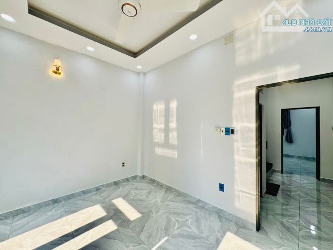 NHÀ LÊ ĐỨC THỌ P15 GÒ VẤP HẺM XE HƠI THÔNG 4 PHÒNG NGỦ GIÁ 5,5 TỶ SÁT CHỢ ĐẦU MỐI - 16