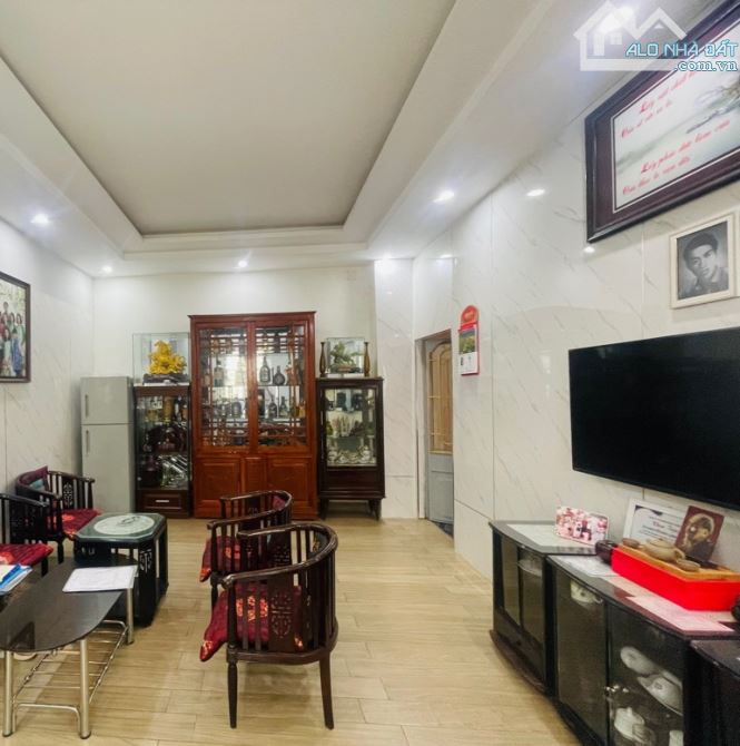 BÁN ĐẤT TẶNG NHÀ 3 TẦNG TRƯNG NỮ VƯƠNG – TRUNG TÂM HẢI CHÂU - 2