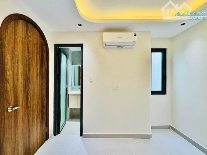 Nhà Đẹp - HXH Phạm Văn Chiêu, Gò Vấp - Trệt, Lửng, 2 Lầu, Sân Thượng - 4,5x11m - 6,990 tỷ - 2