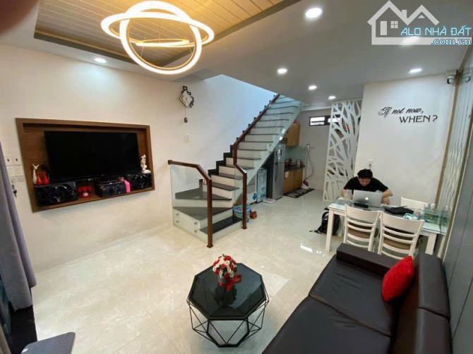 Bán nhà 3 tầng đẹp hẻm đường Thống Nhất - phường Phương Sơn- thành phố.Nha Trang - 2