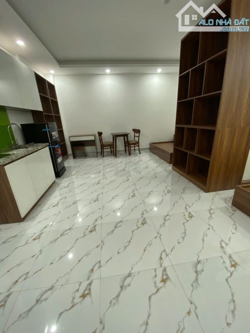 CCMN 7 TẦNG THANG MÁY, NGÕ 26 GIANG VĂN MINH, CÁCH PHỐ 20M, 10 PHÒNG KHÉP KÍN CHO THUÊ 50T - 2