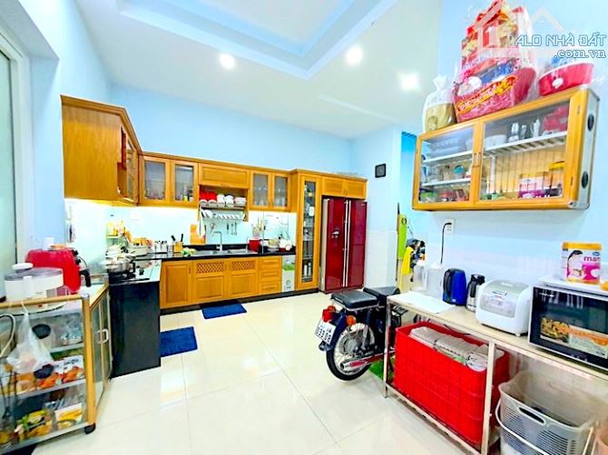 NHÀ MẶT TIỀN – 2 MẶT THOÁNG – NGAY SÁT PHẠM VĂN ĐỒNG – GIÁ MINI - 2